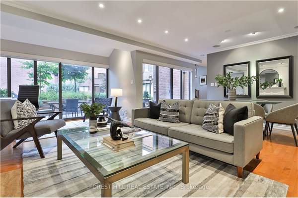 10 Walker Ave, Toronto