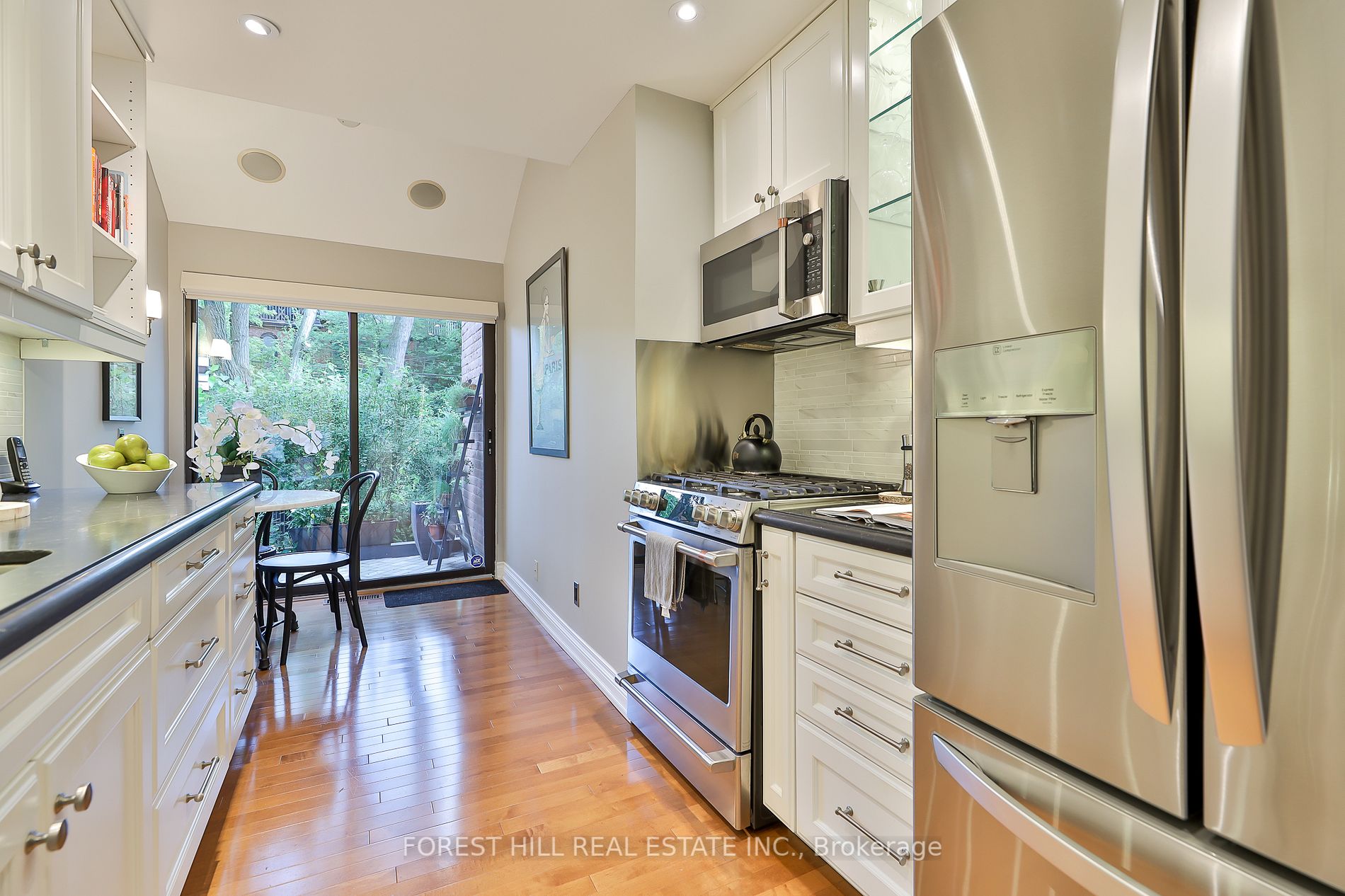 10 Walker Ave, #Th 113