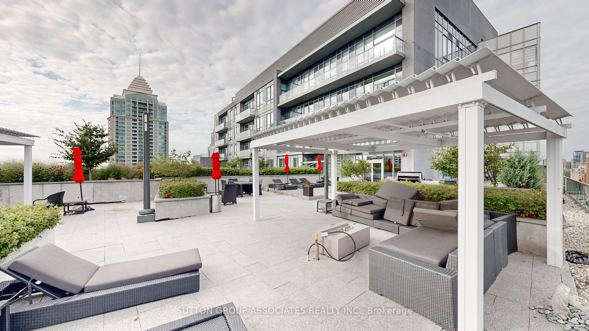 7 Kenaston Gdns, #G8