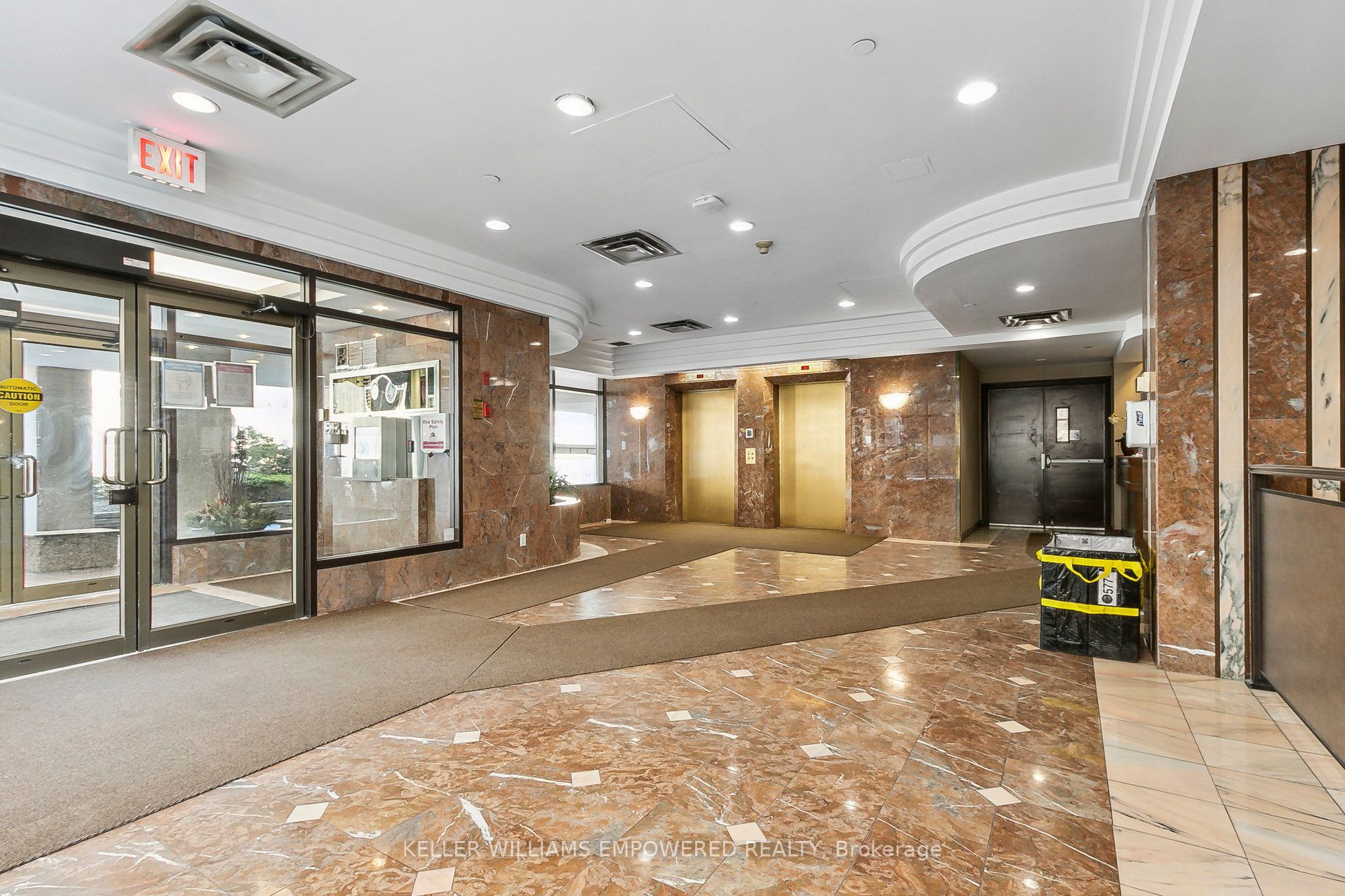 7 Broadway Ave, #701