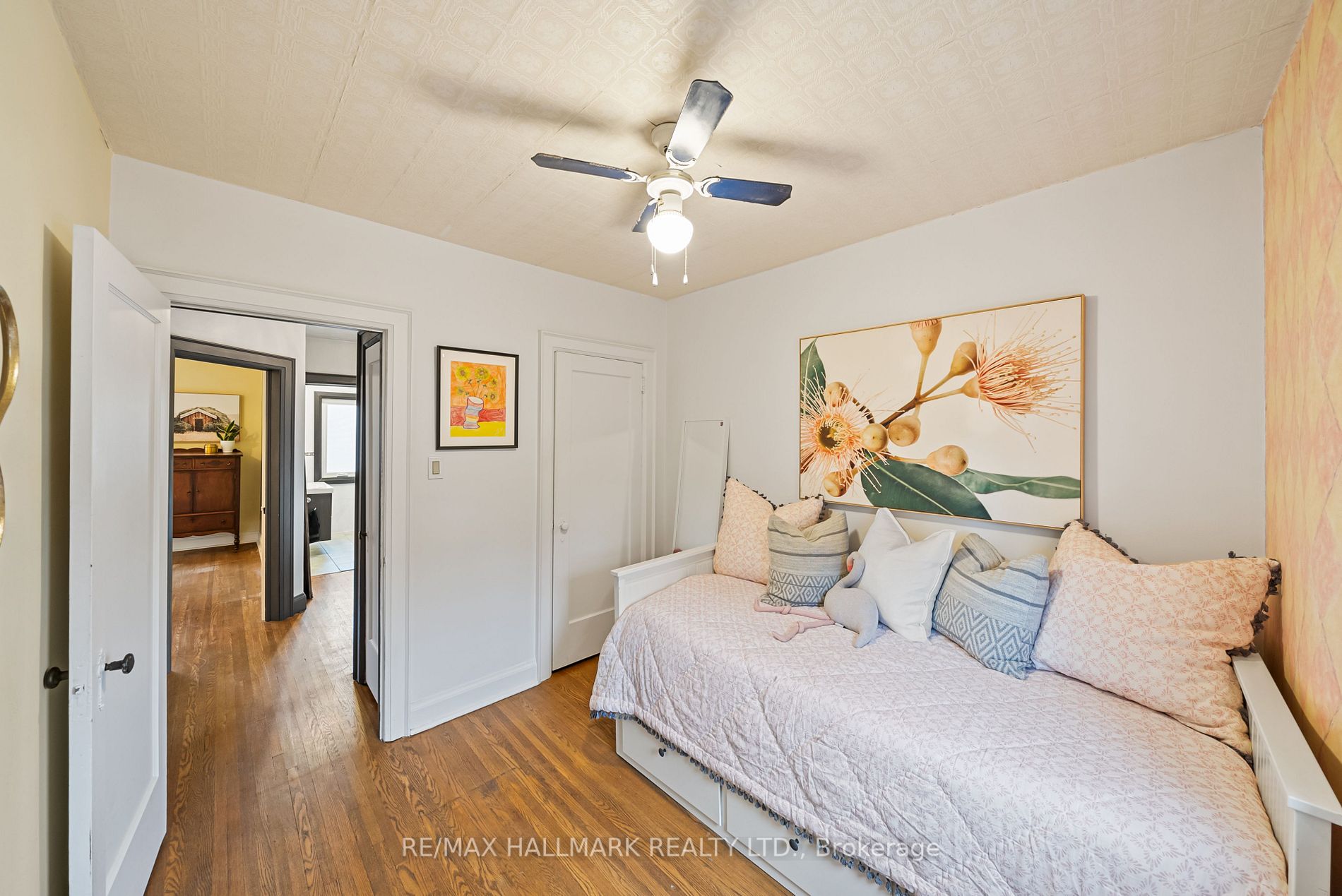 216 Brooke Ave