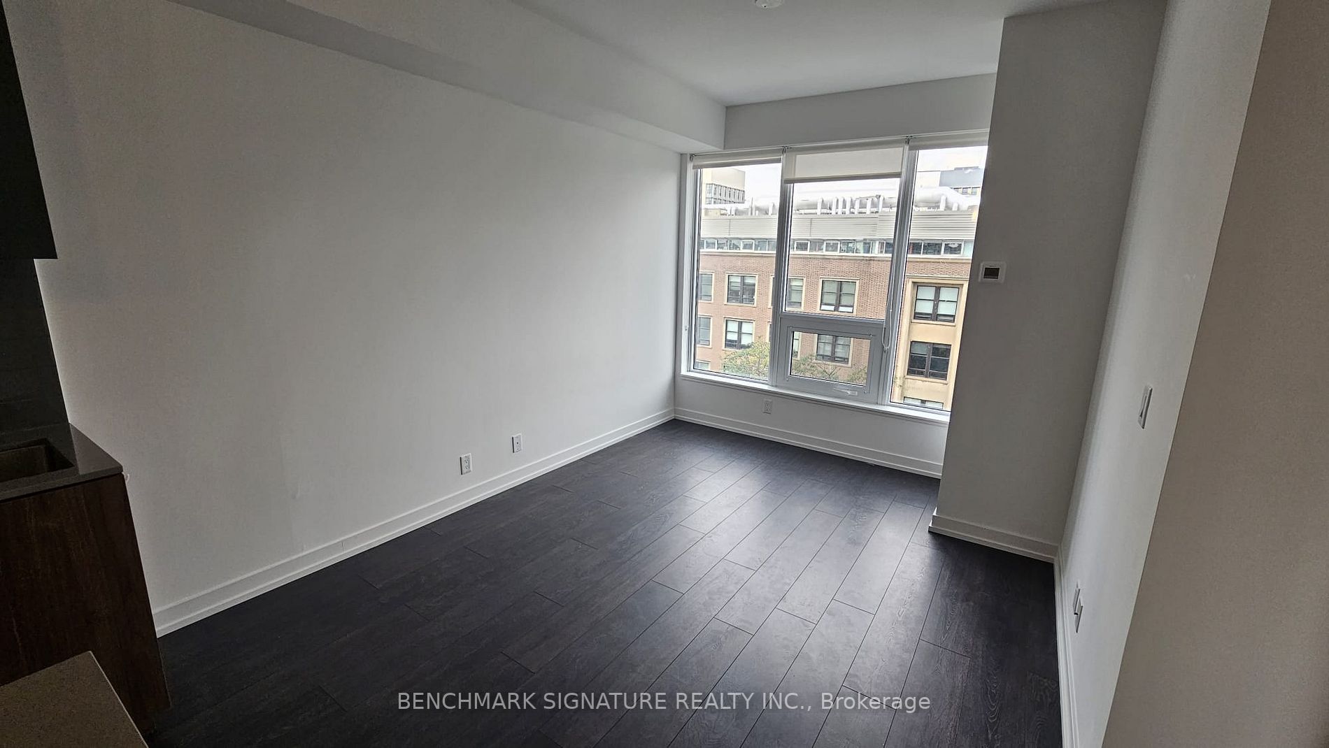 203 College St, #506