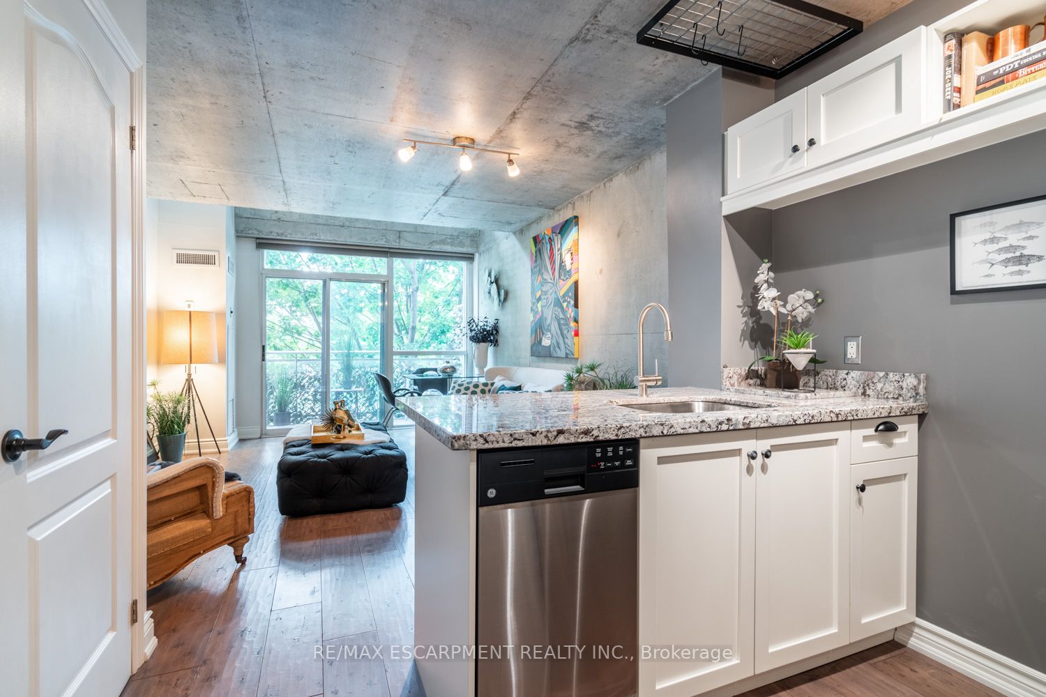 954 King St W, #311