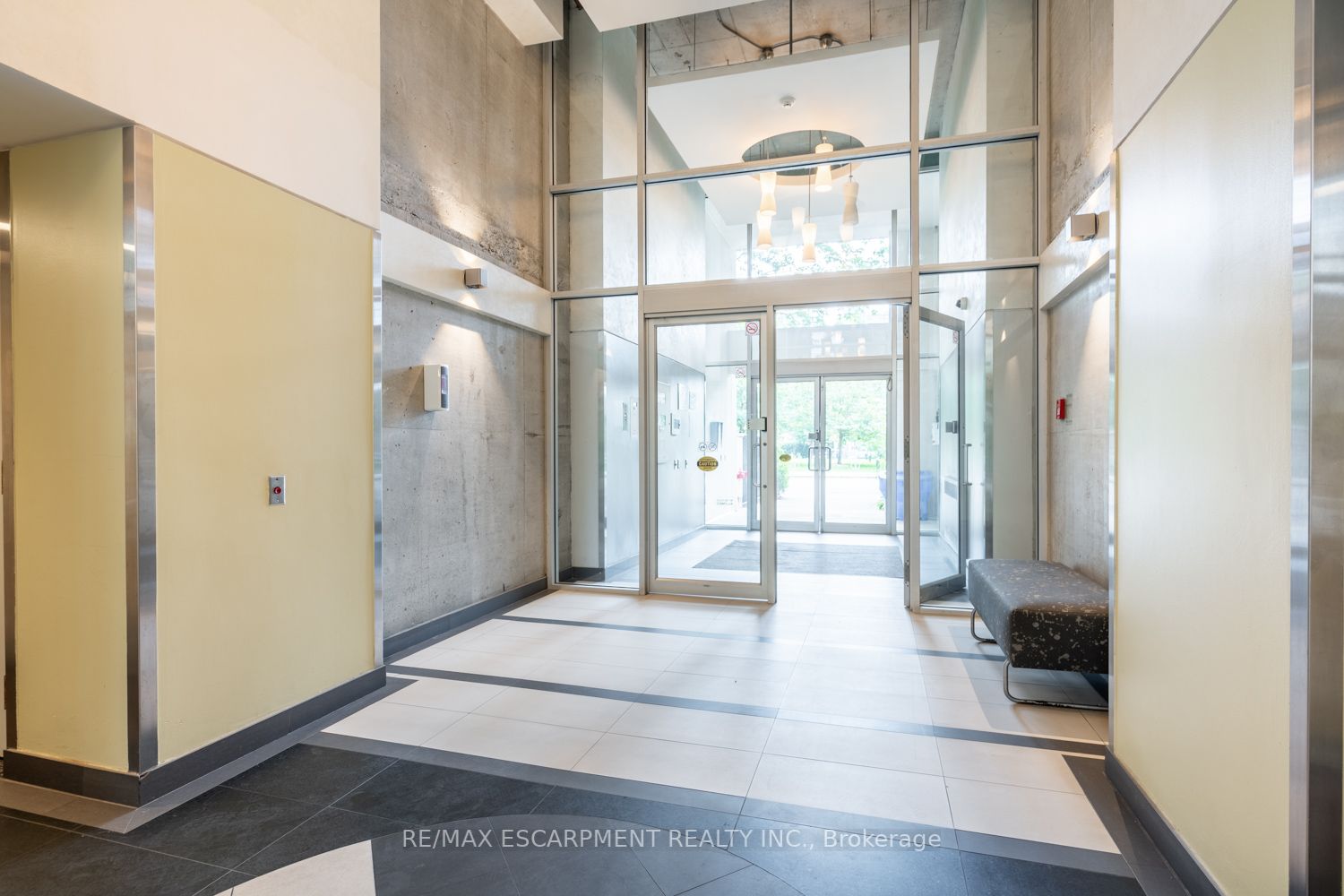 954 King St W, #311