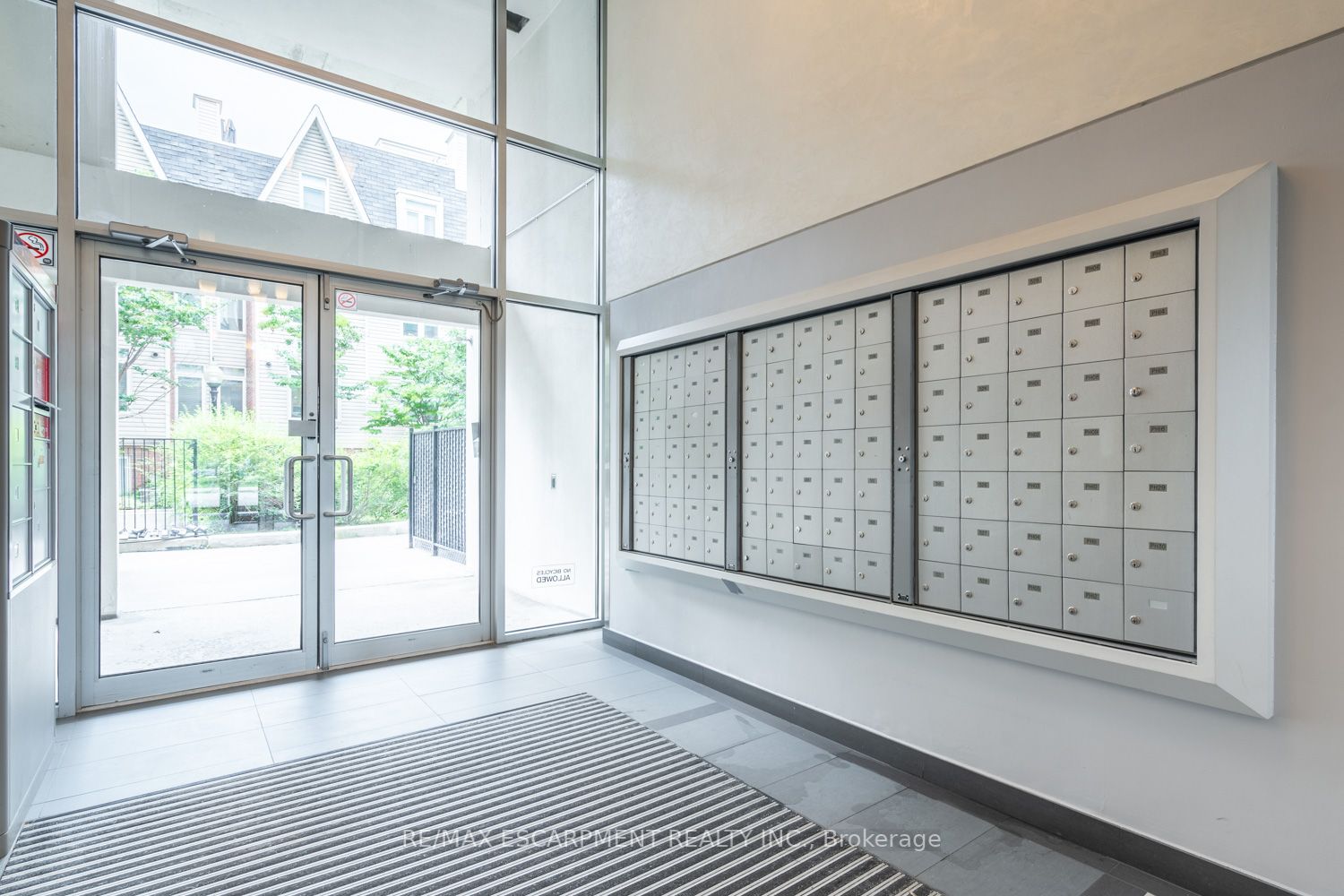 954 King St W, #311