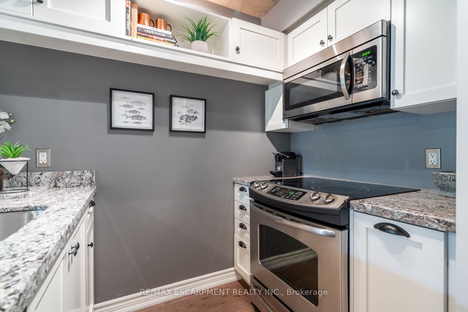 954 King St W, #311
