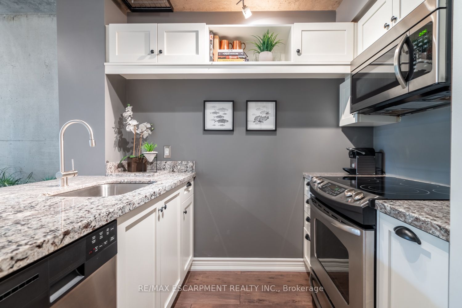 954 King St W, #311