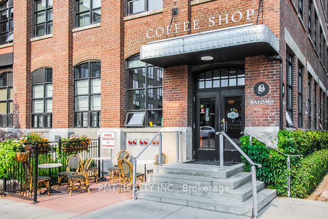 43 Hanna Ave, #334