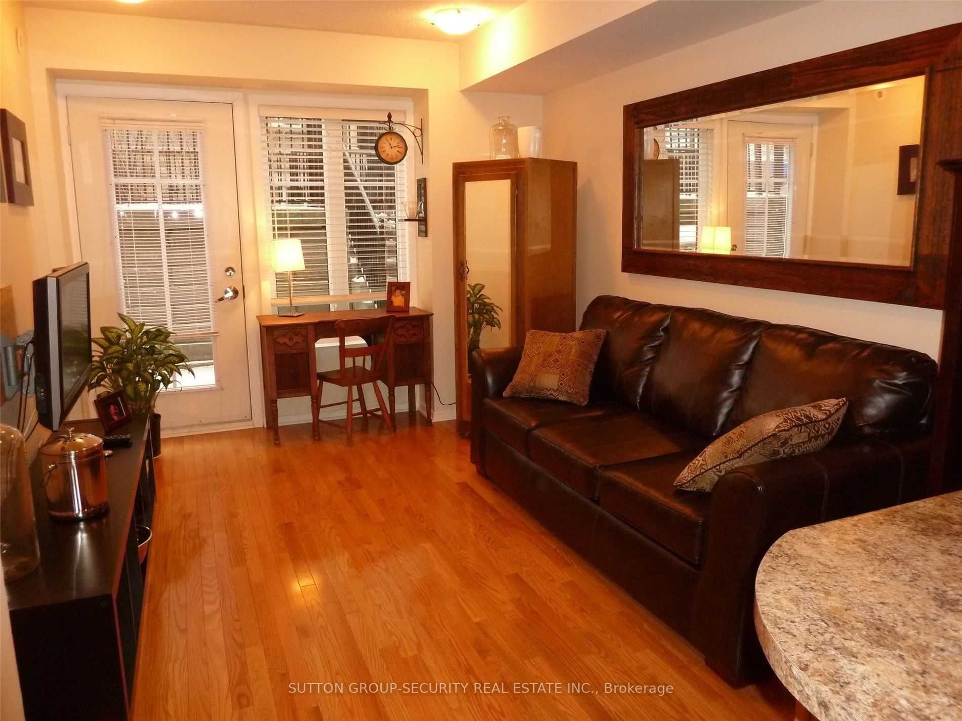 46 Western Battery Rd, #805