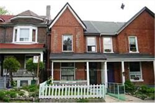 687 Markham St, Toronto