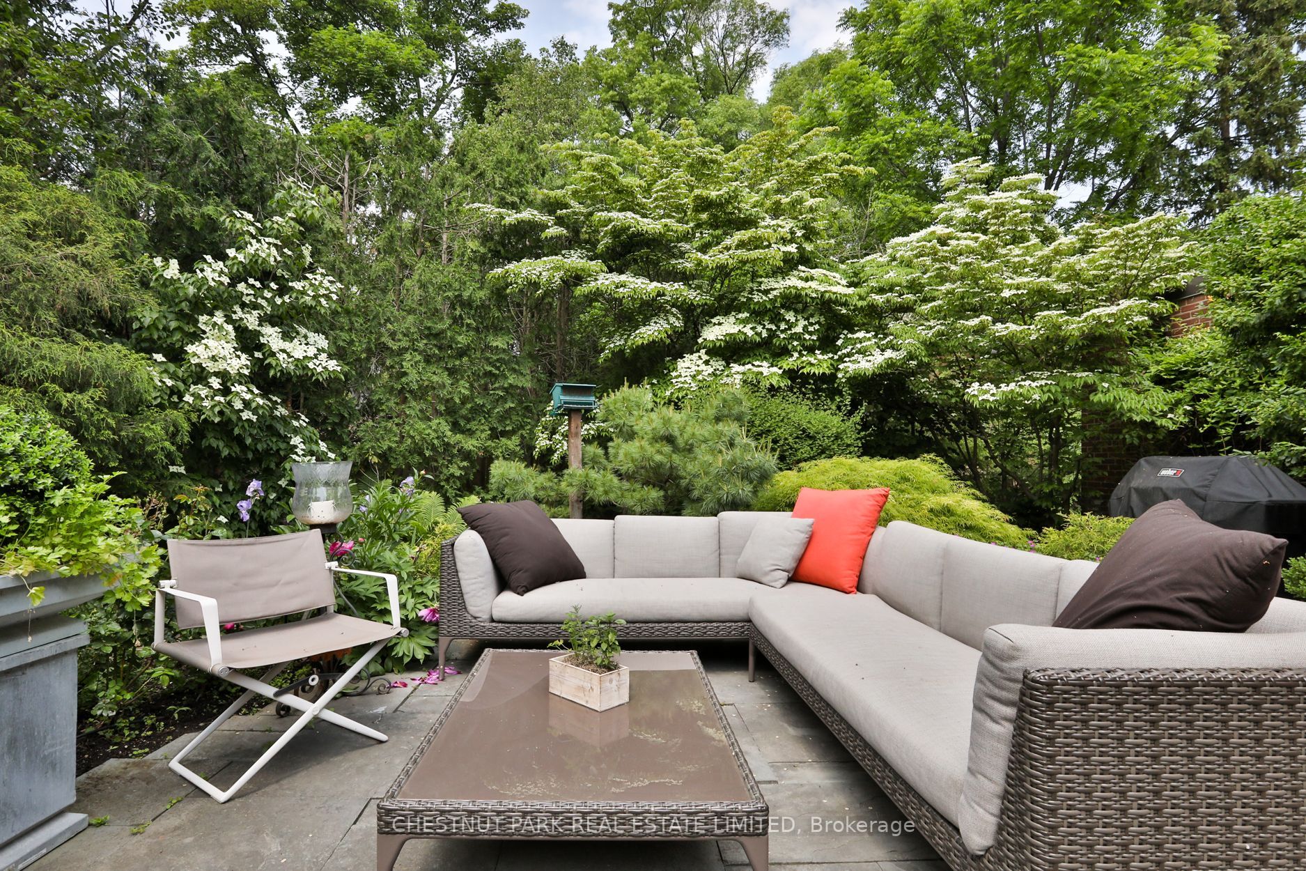 36 Riverview Dr