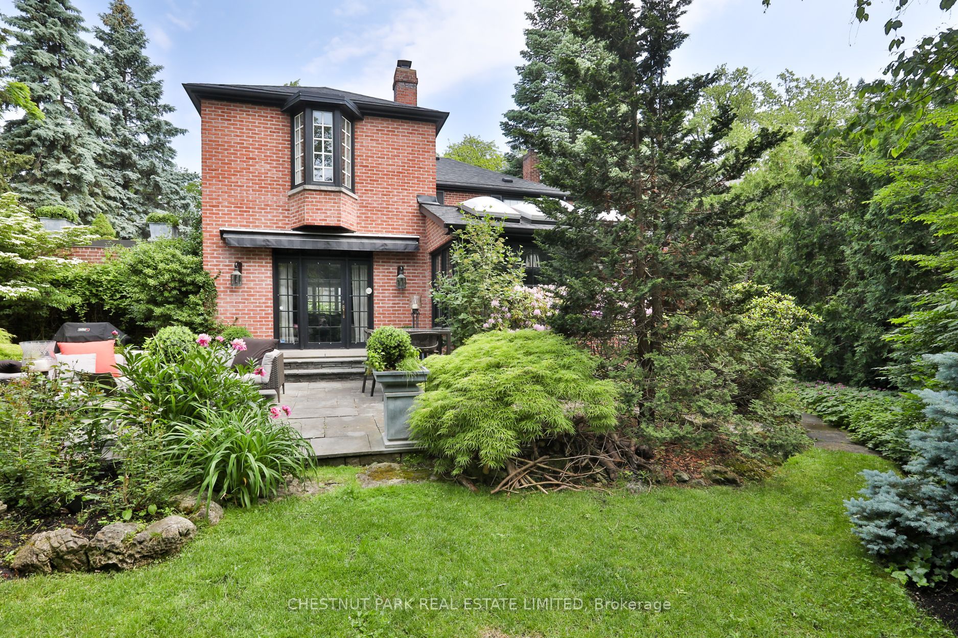 36 Riverview Dr