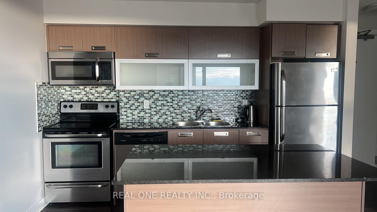 100 Western Battery Rd, #1907