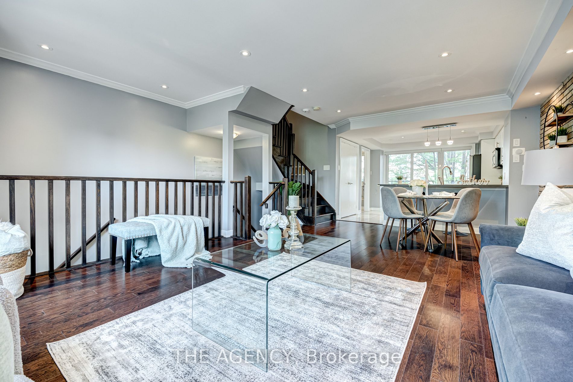 17 Oak St, #6