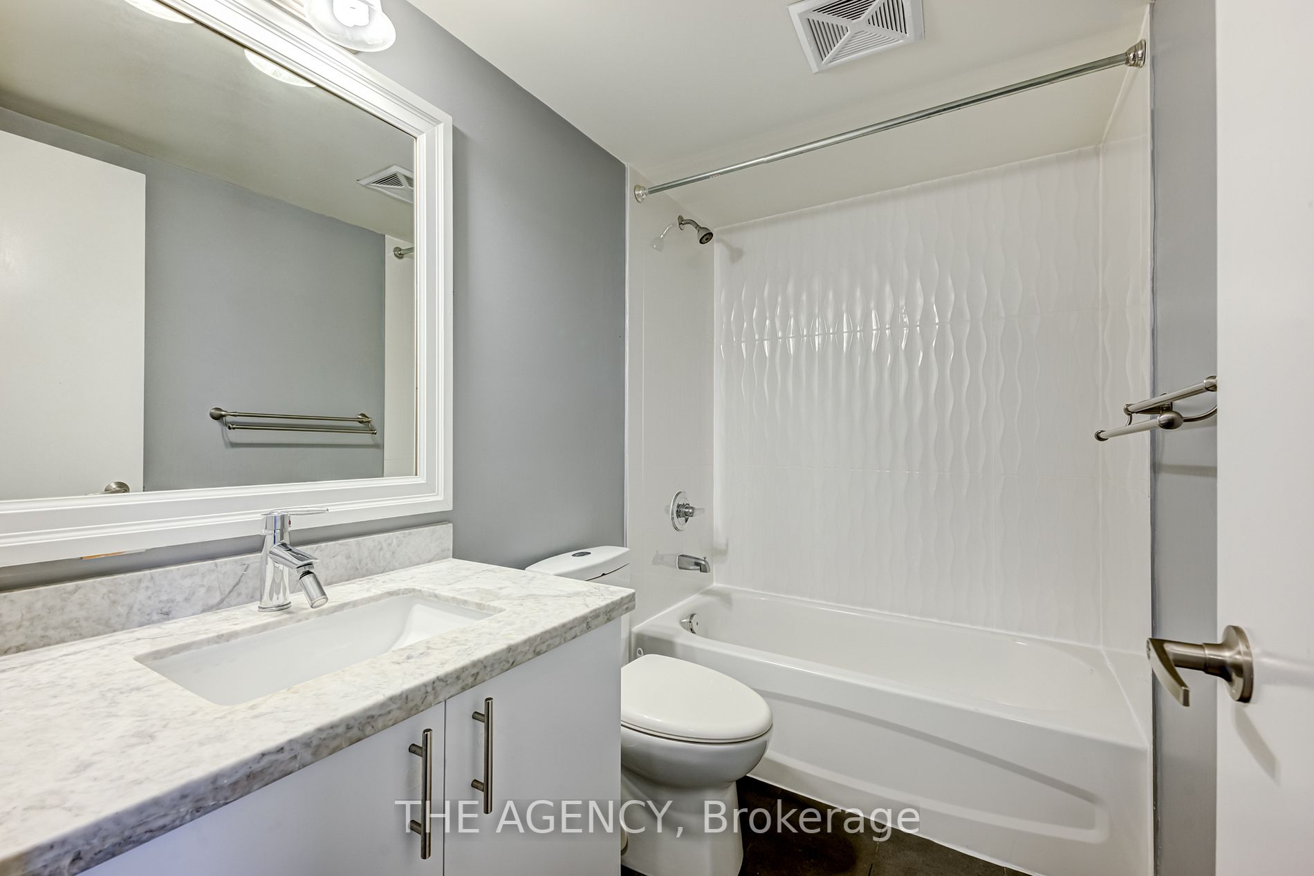 17 Oak St, #6