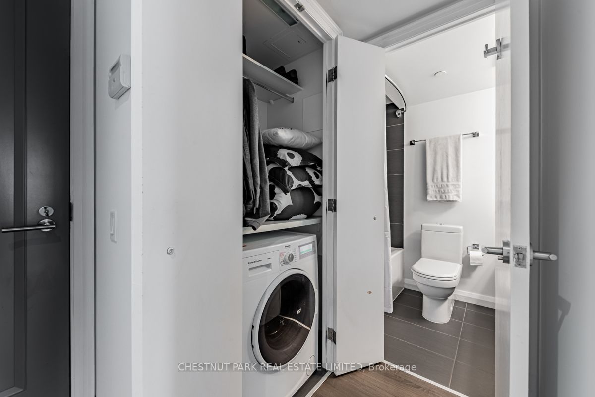 155 Yorkville Ave, #2406