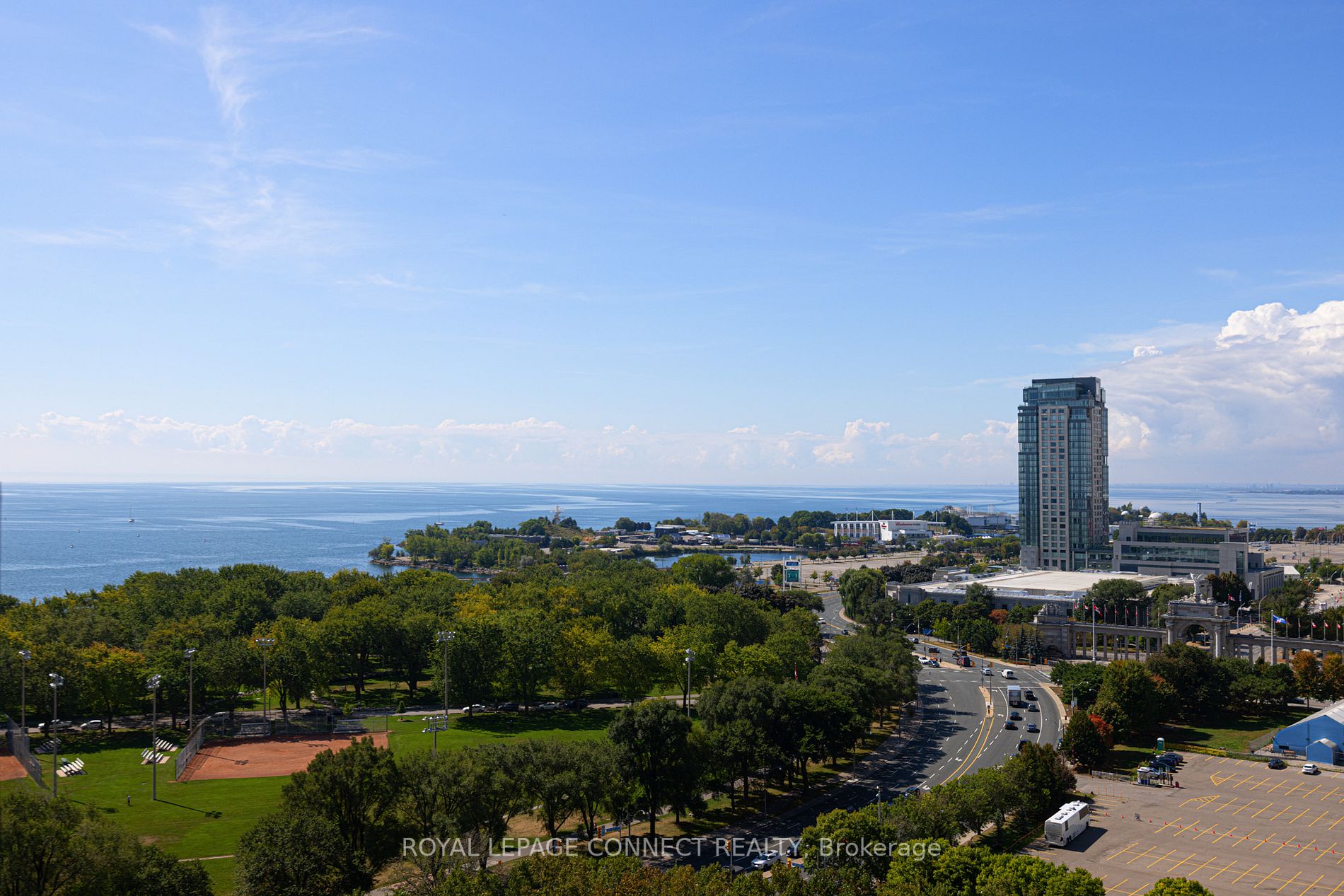 219 Fort York Blvd, #1912