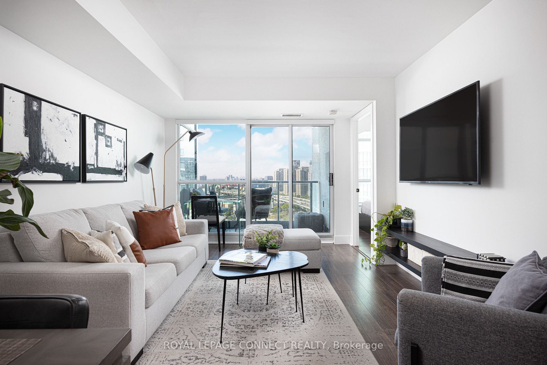 219 Fort York Blvd, #1912