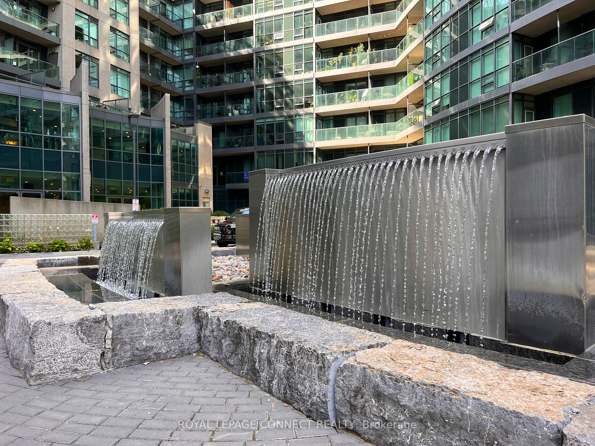 219 Fort York Blvd, #1912