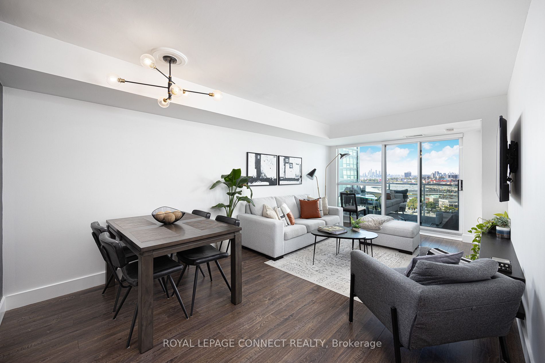 219 Fort York Blvd, #1912