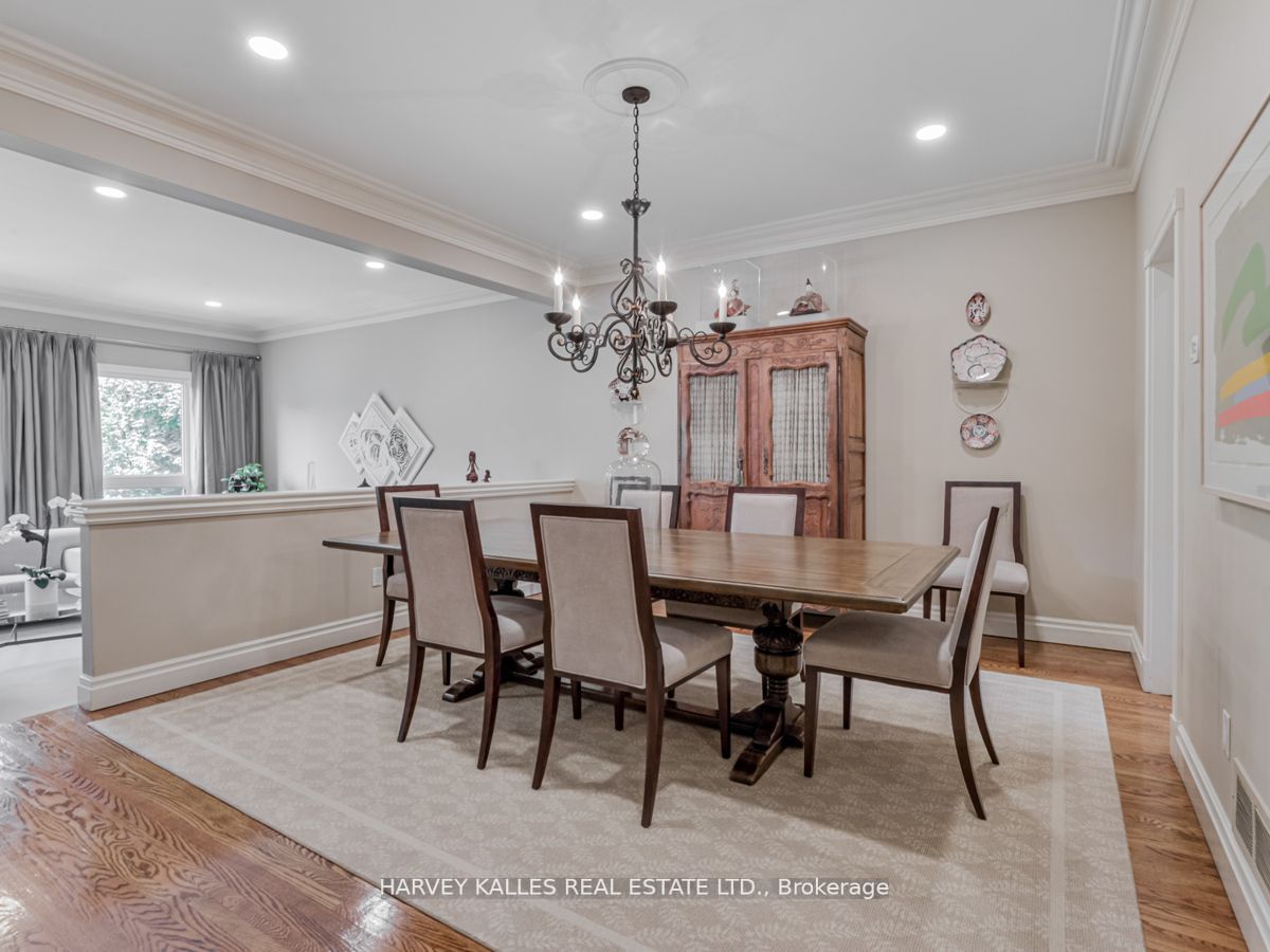 32 Coulson Ave