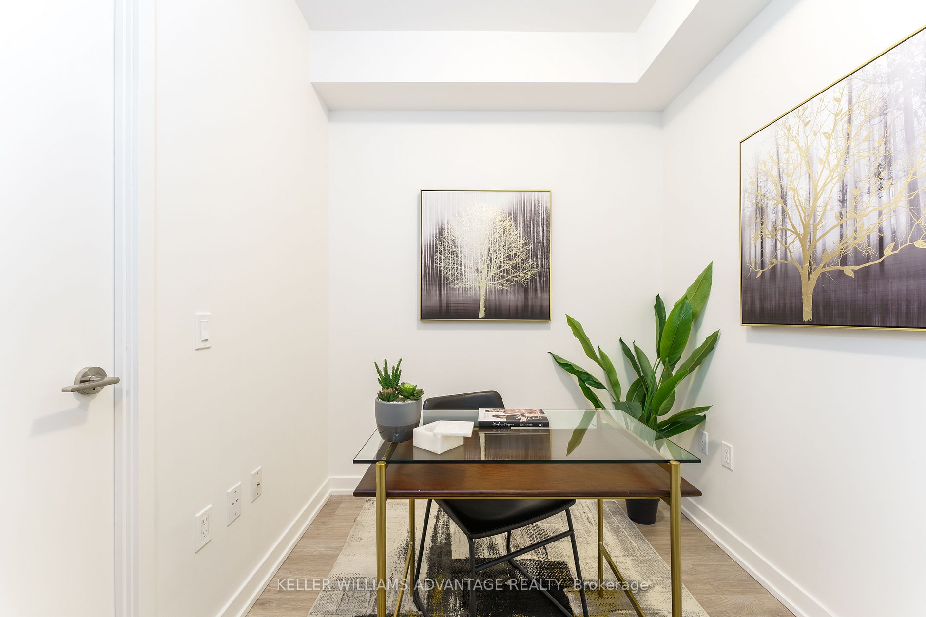 1 Yorkville Ave, #3701