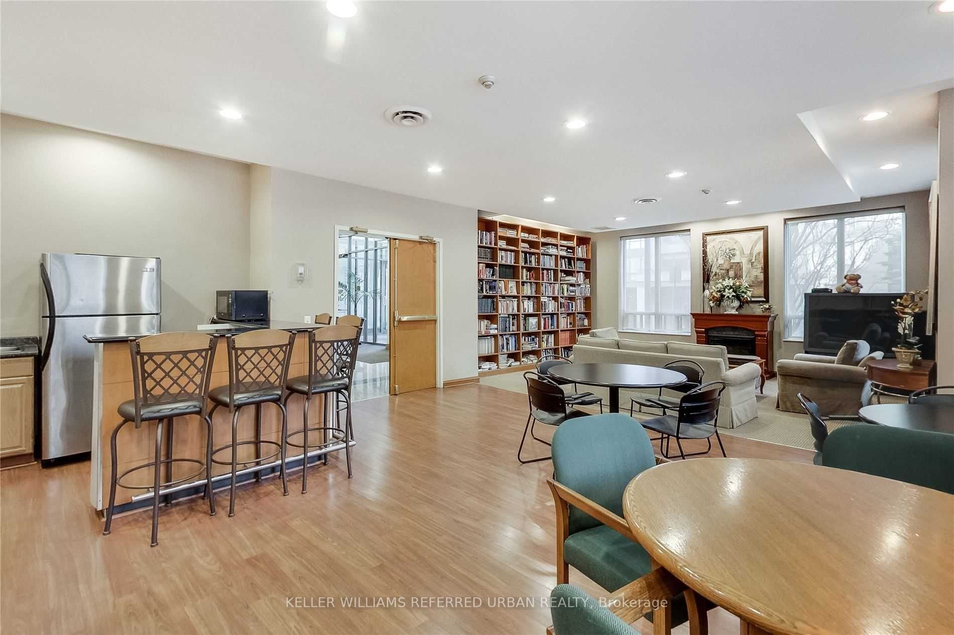 233 Beecroft Rd, #602
