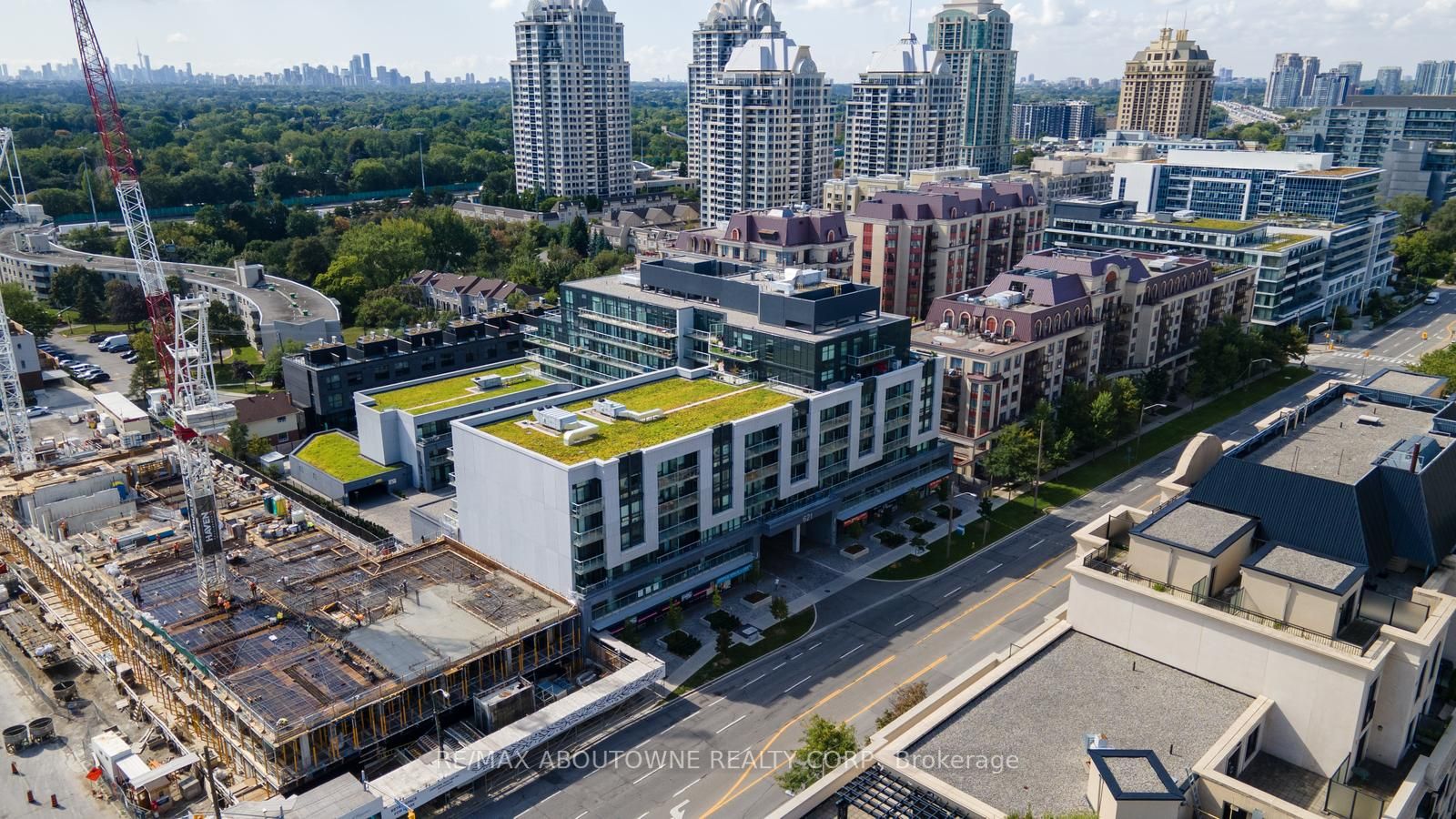 621 Sheppard Ave E, #738
