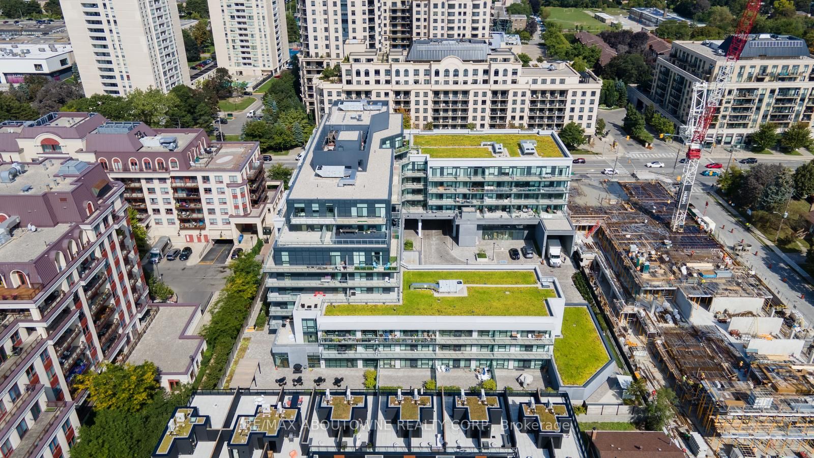 621 Sheppard Ave E, #738