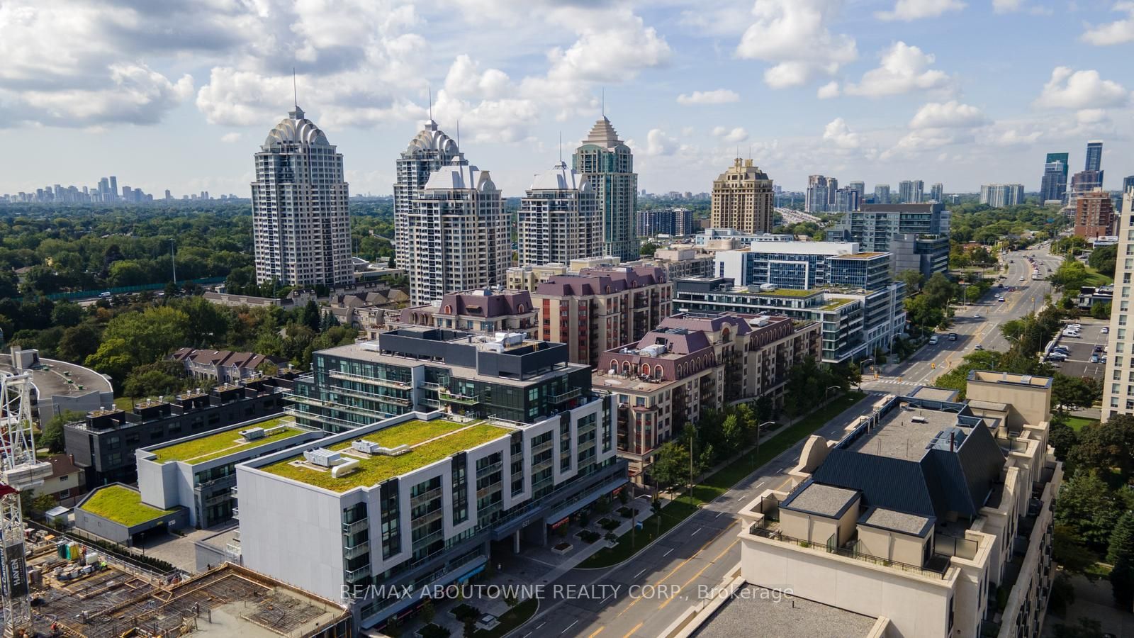 621 Sheppard Ave E, #738