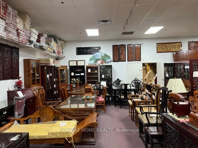 Listing C6814432 - Large Photo # 4