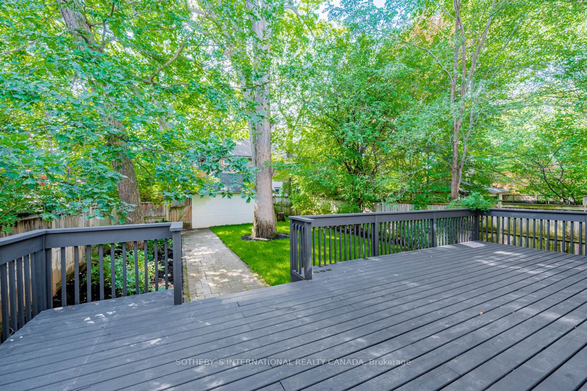 249 Rose Park Dr