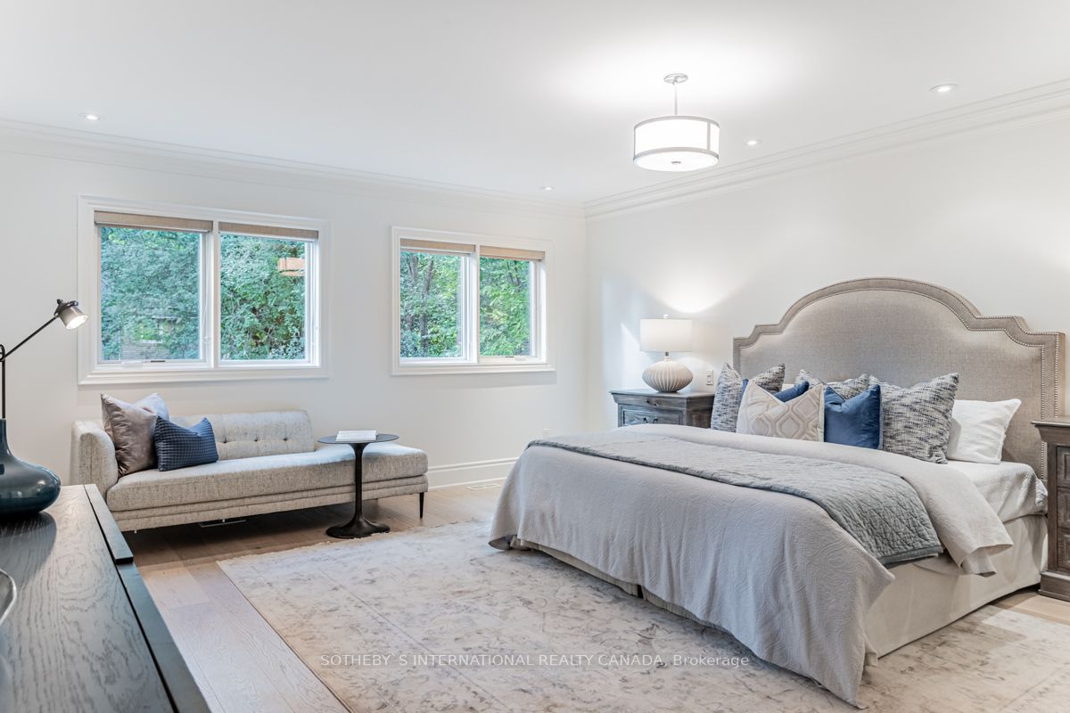 249 Rose Park Dr