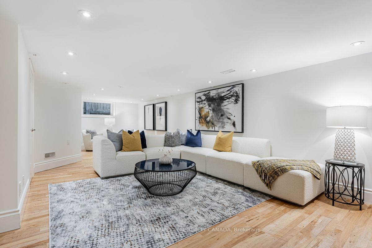 249 Rose Park Dr