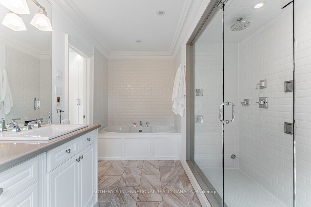249 Rose Park Dr