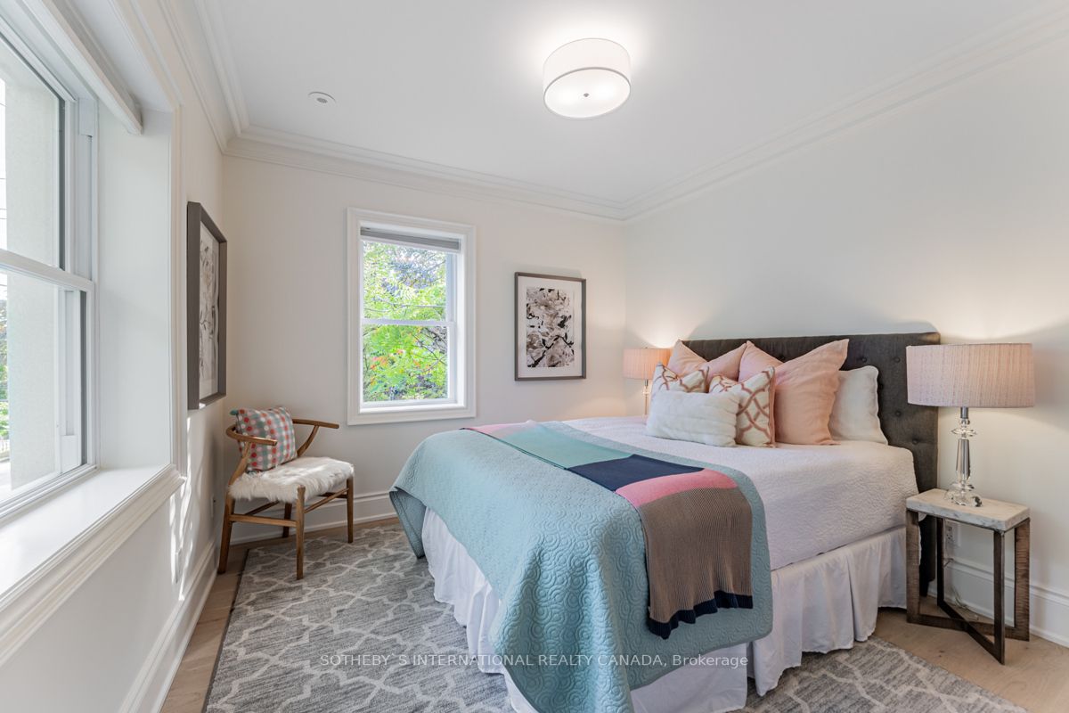 249 Rose Park Dr
