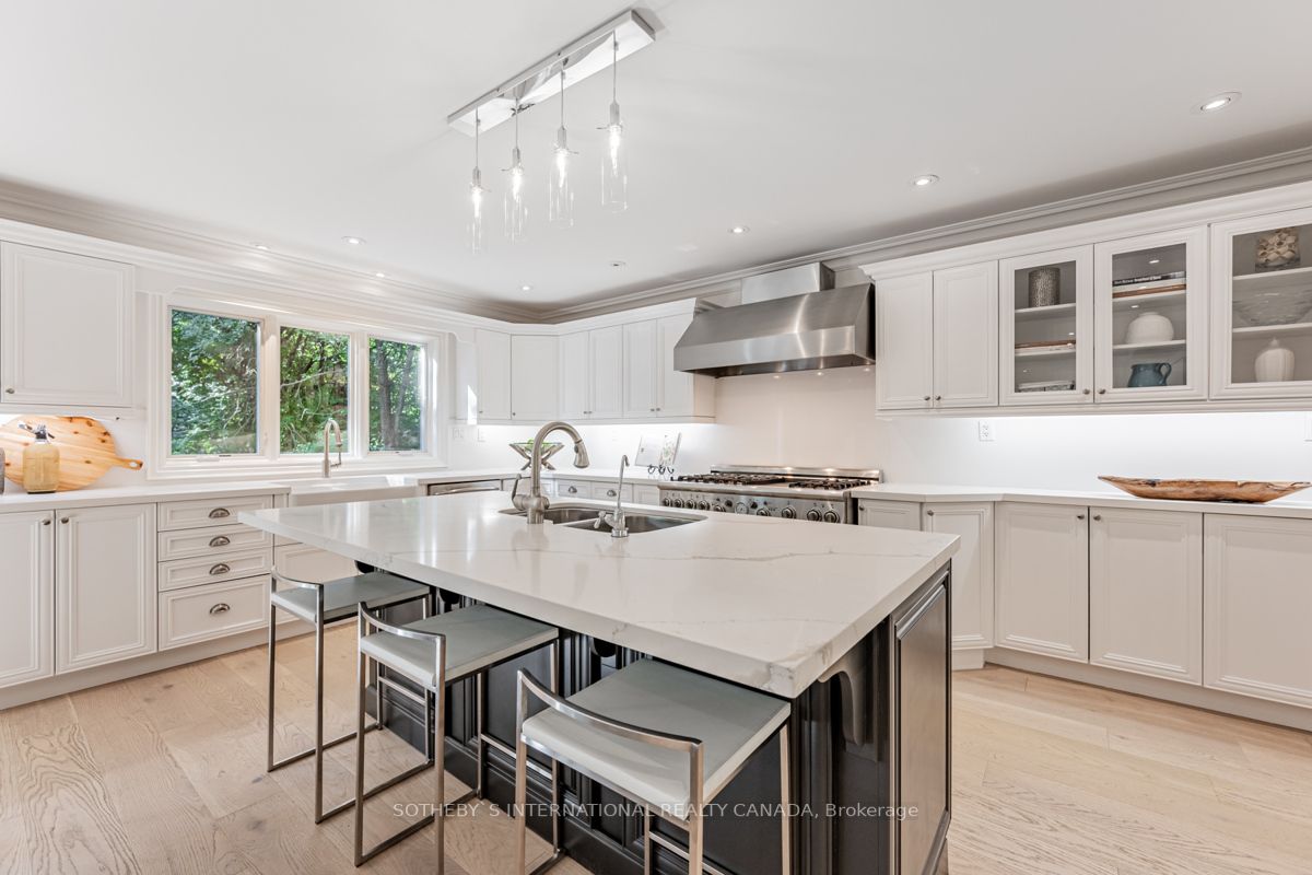 249 Rose Park Dr