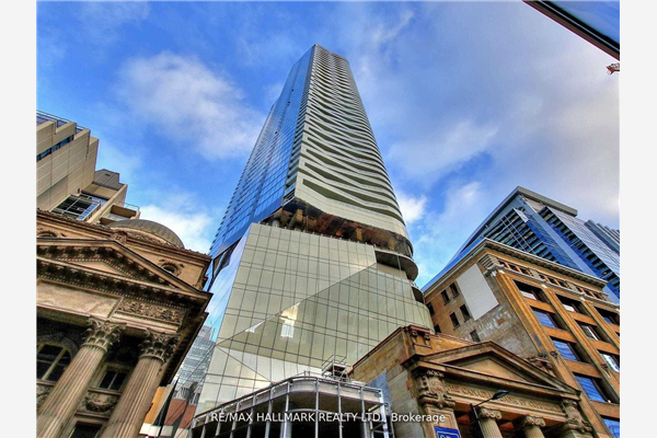 197 Yonge St, Toronto