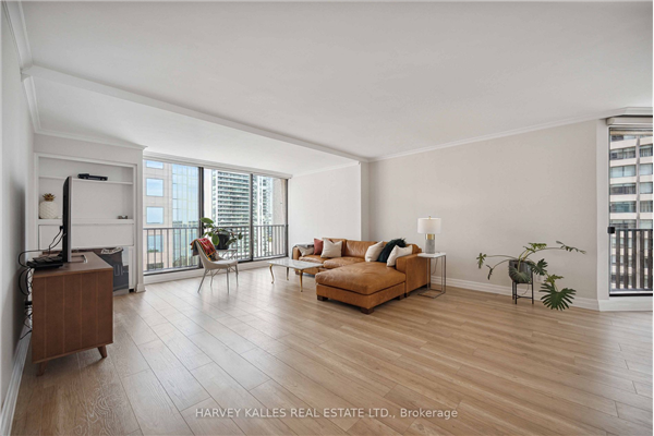 33 Harbour Sq, Toronto