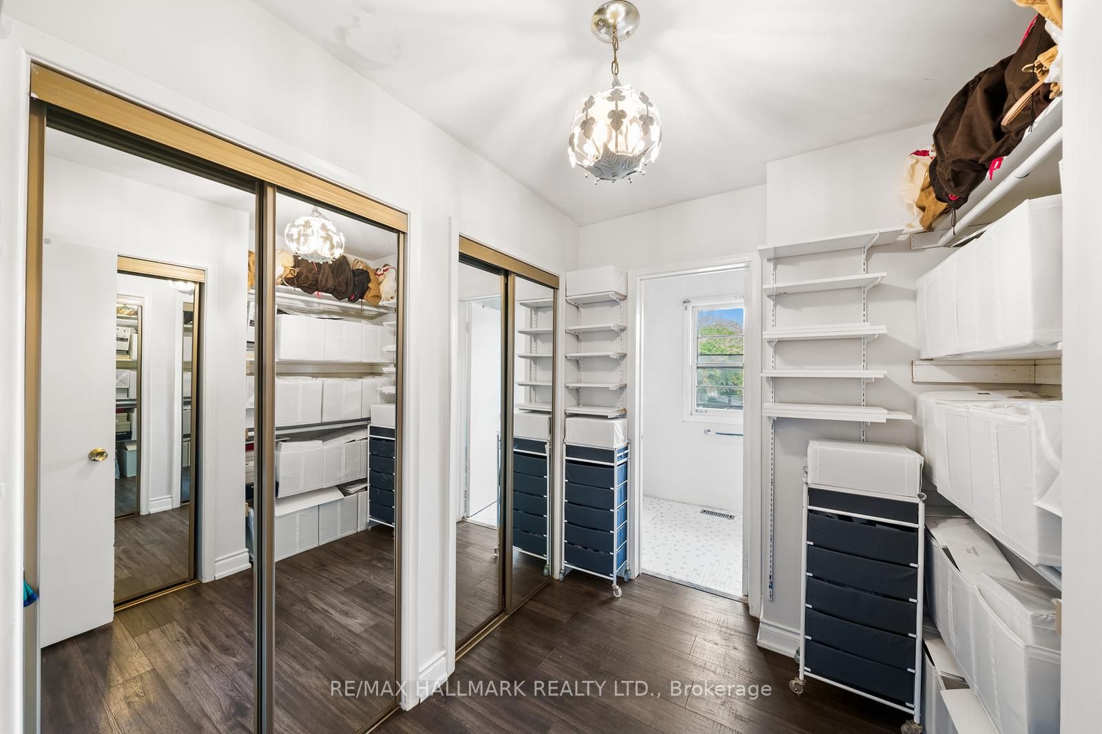 86 Bannatyne Dr