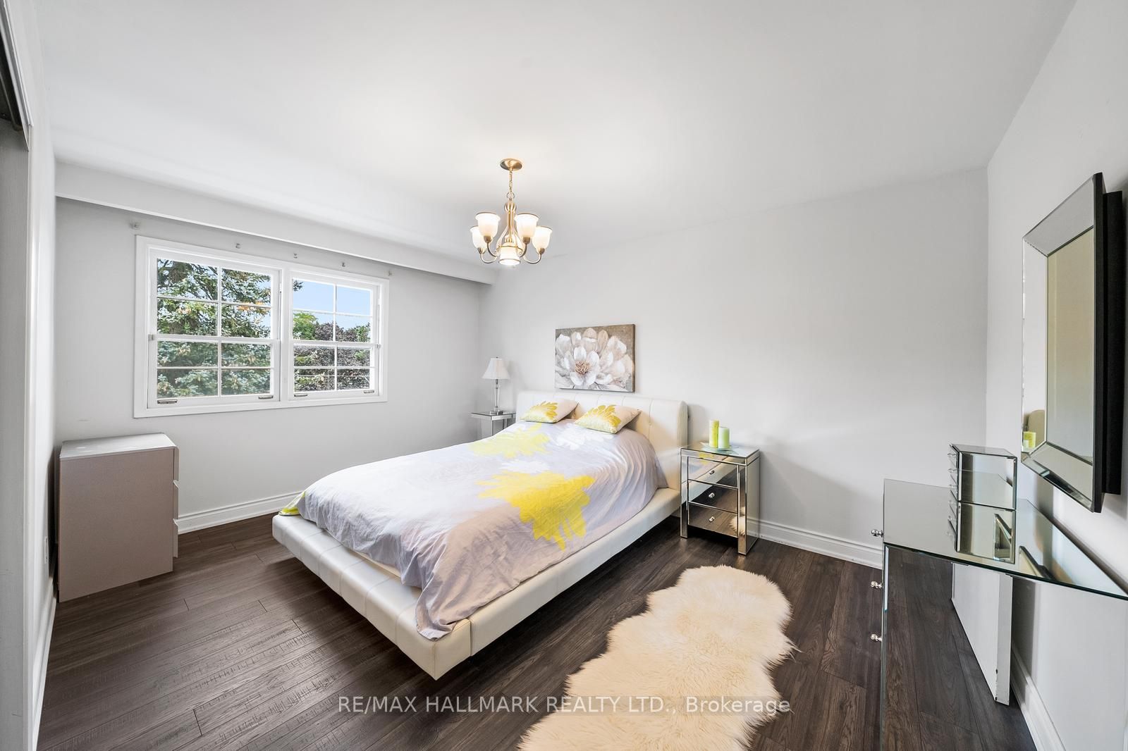 86 Bannatyne Dr
