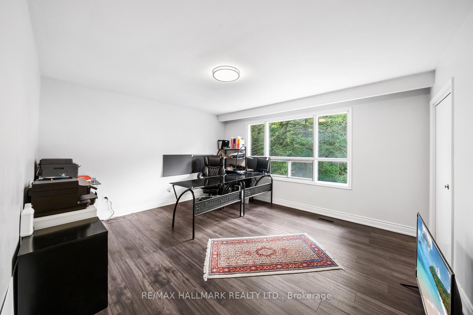 86 Bannatyne Dr