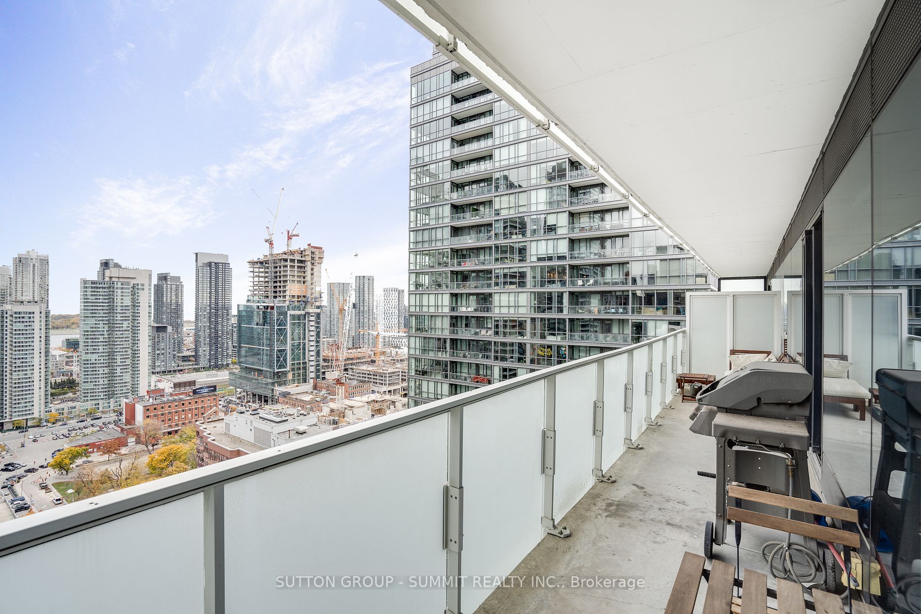 11 Charlotte St, #2501