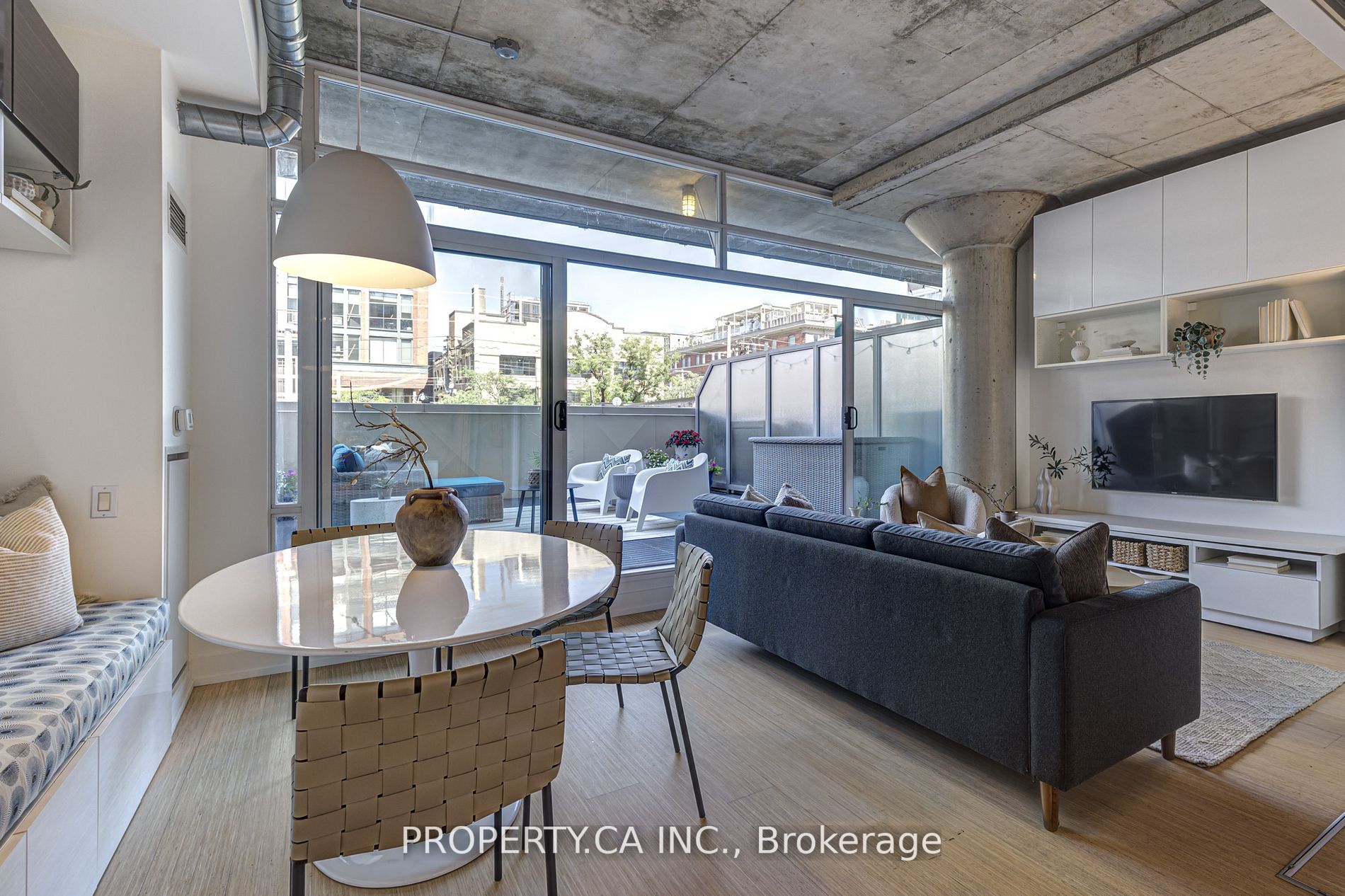 66 Portland St, #210
