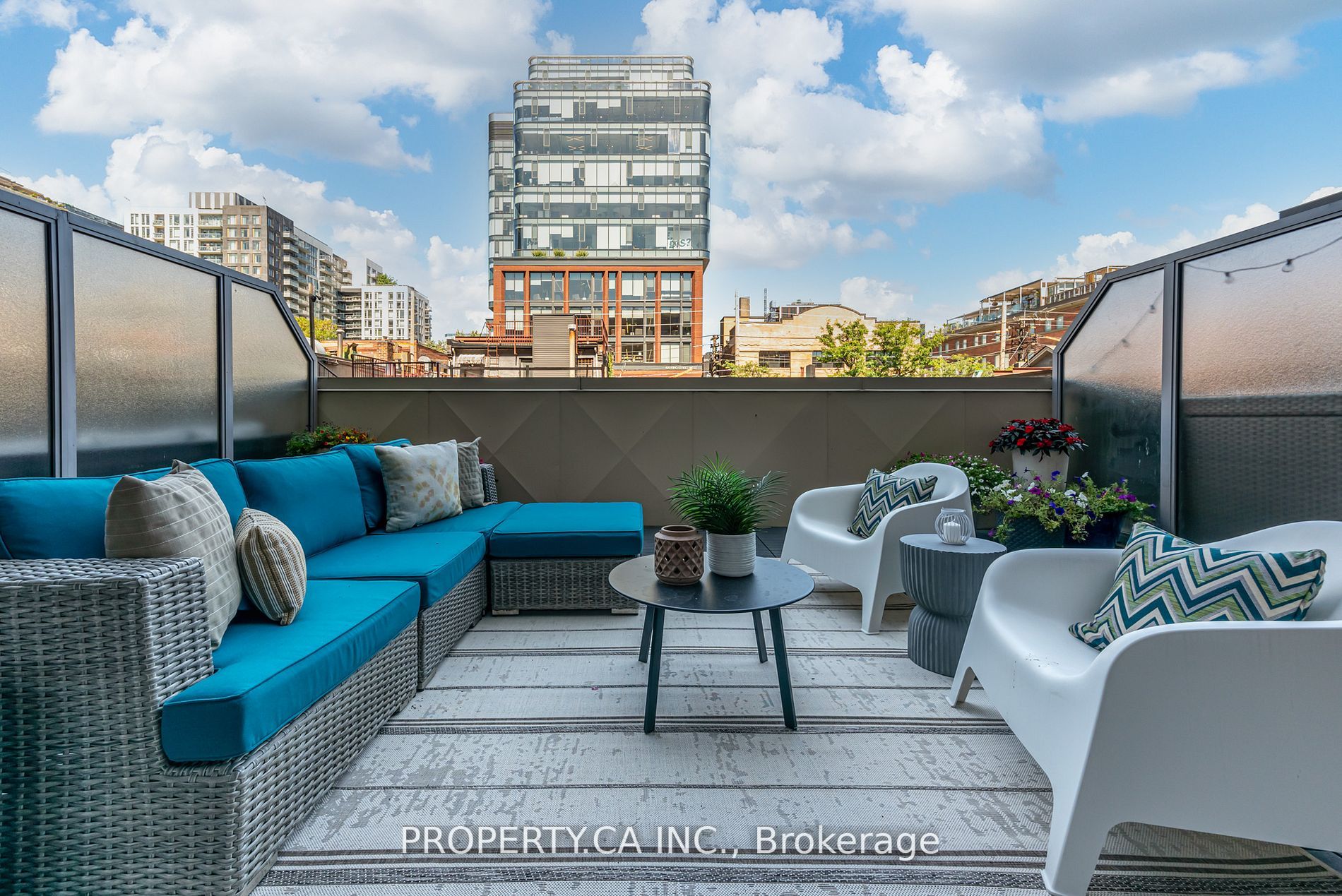 66 Portland St, #210