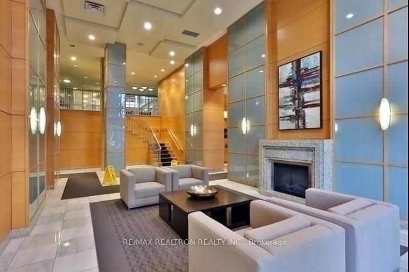 4978 Yonge Street #1715