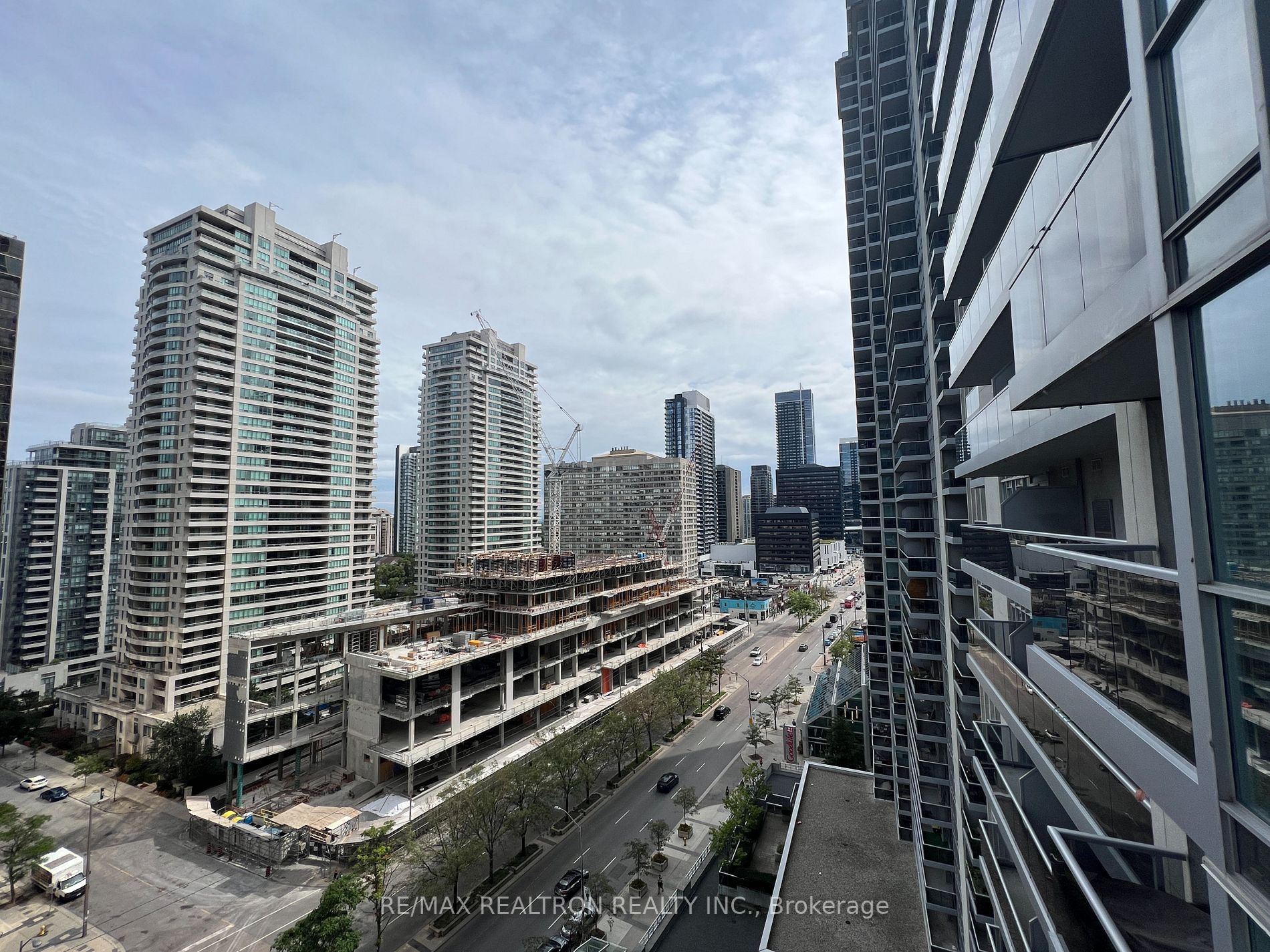 4978 Yonge Street #1715