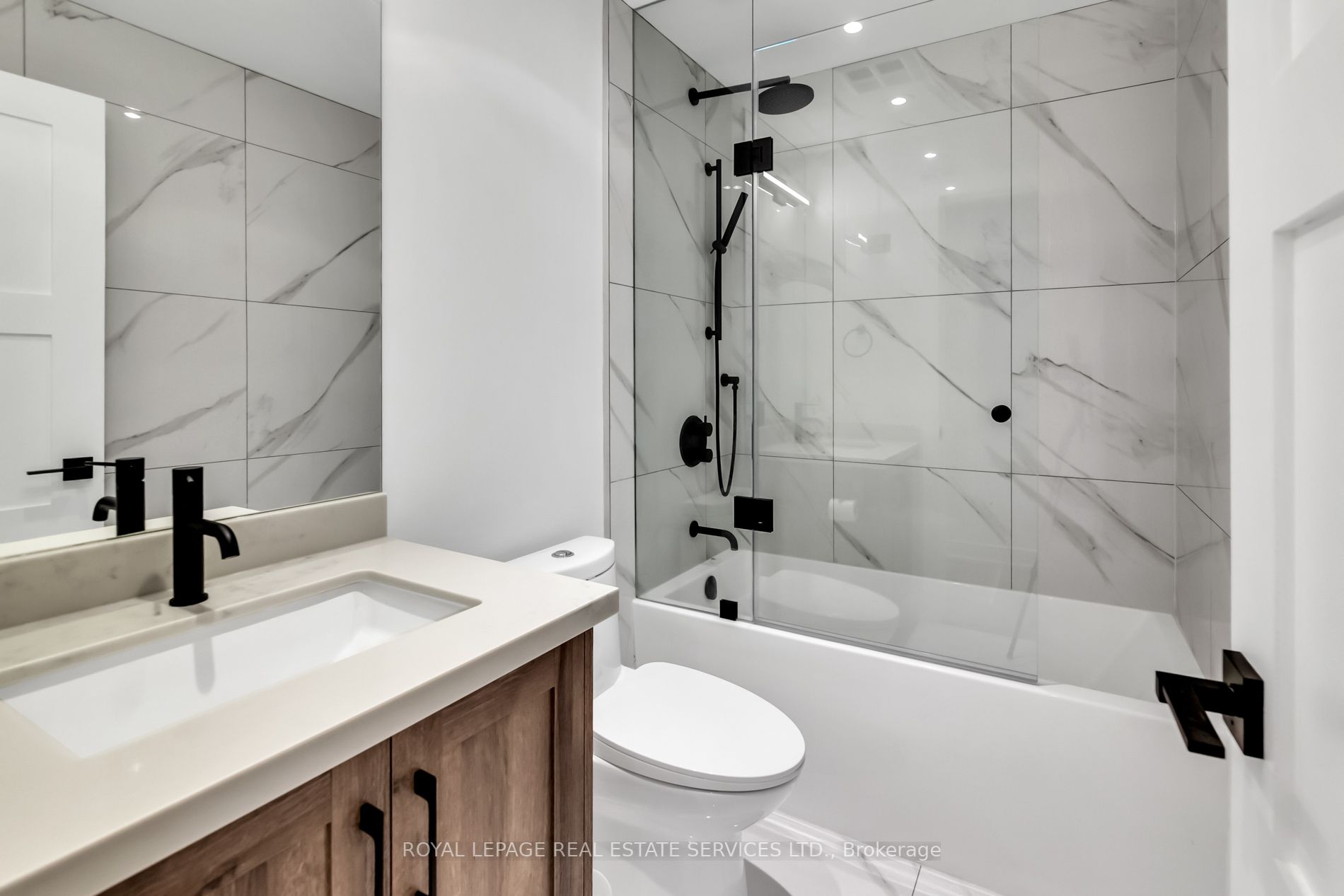 1 Deer Park Cres, #603