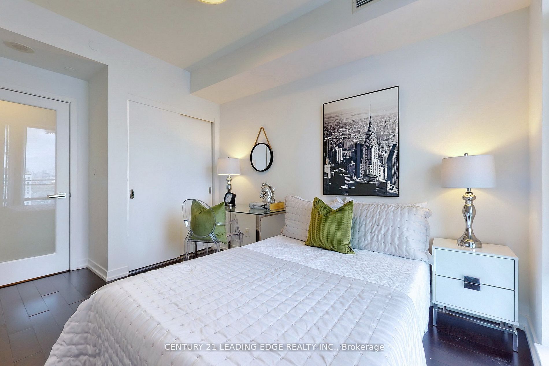 21 Widmer St, #1702
