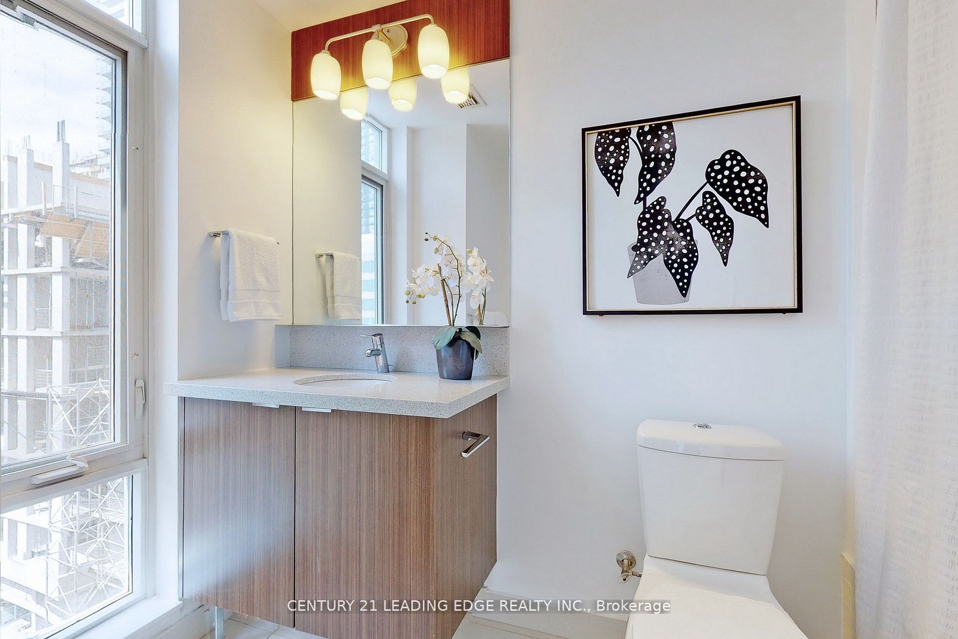 21 Widmer St, #1702